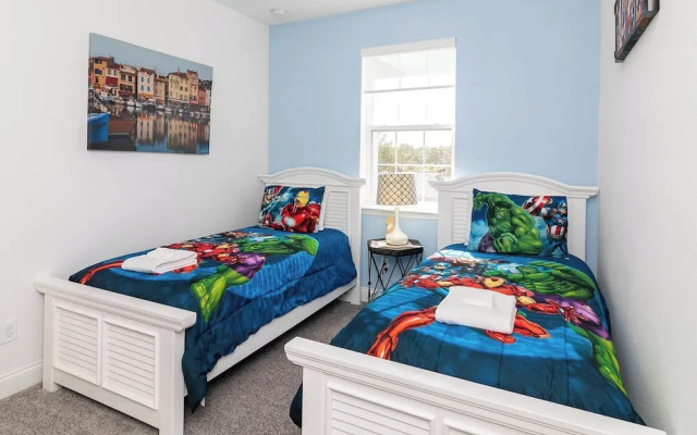 Great Escape to the Enclaves Near Disney!