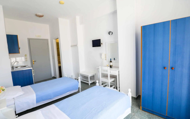 Finikas Hotel