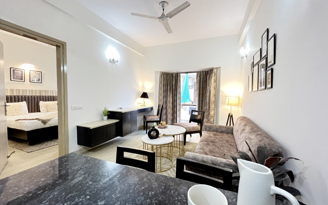 Premium 1Bhk Serviced Apartment By Bedchambers