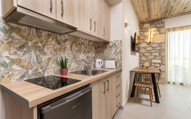 Achatis Apartments with sea view