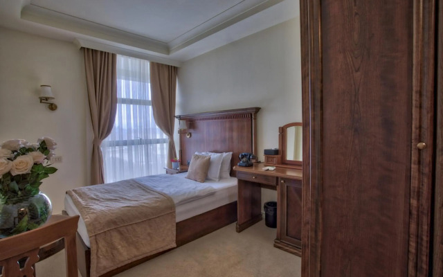 Garden Hotel Pristina