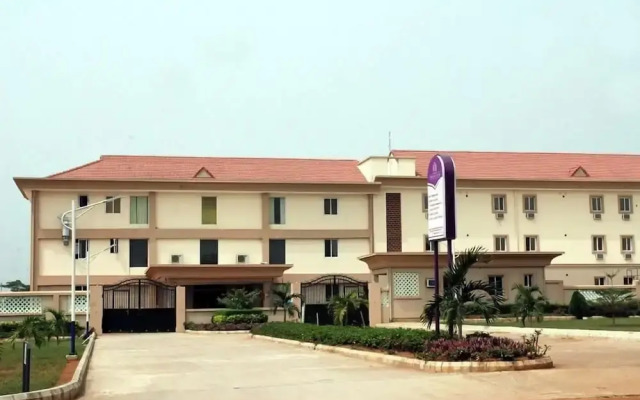 Yewa Frontier Hotel