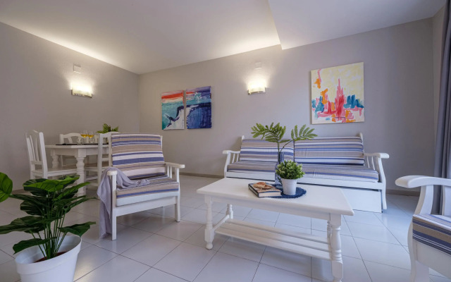 Apartamentos Estival Park