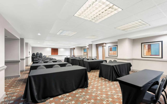 Hampton Inn Pennsville