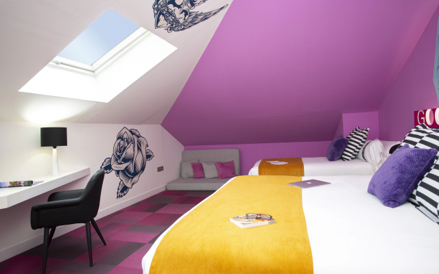 Casual Ilbira Granada Hotel