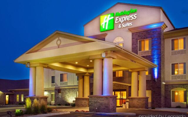 Holiday Inn Express & Suites Sheldon by IHG
