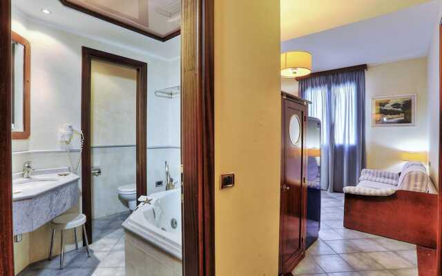 Vintage Hotel Tornese - Business & Events
