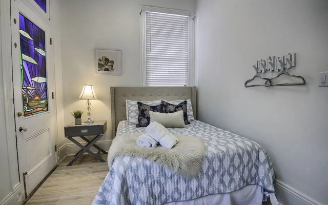 Best Location 7BR Next to FR Quarter! By YouRent