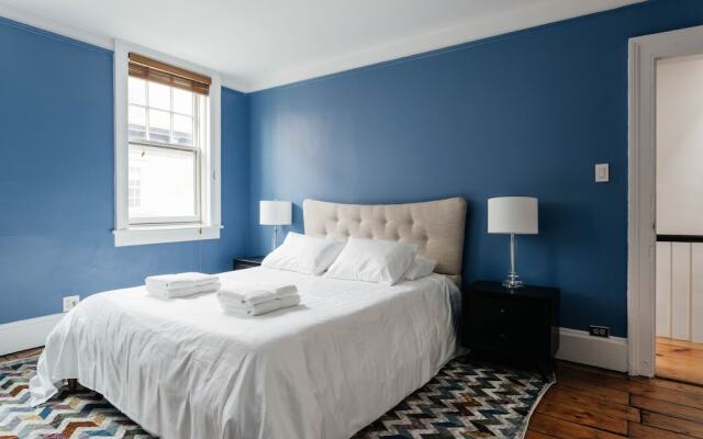 West Village 5BR Townhome & Private Yard