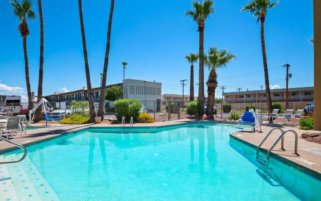 Red Roof Inn Tucson Downtown – University