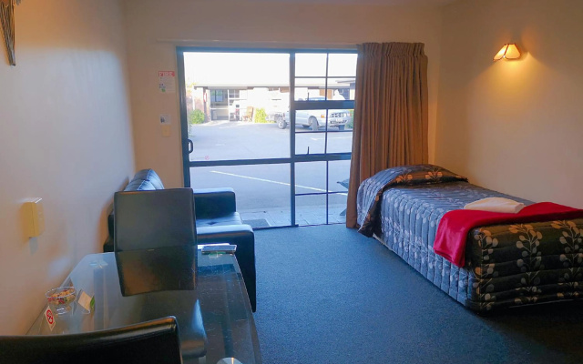 Aston Court Motel Blenheim – Guest Rooms – Blenheim