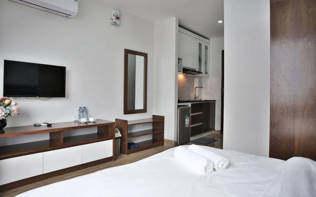 V House 6 Serviced Apartment