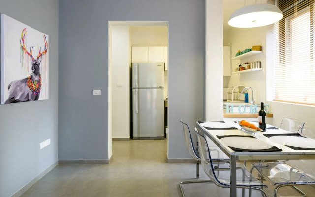 Sunny Luxary Apartments