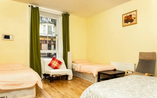 Centre Townhouse
