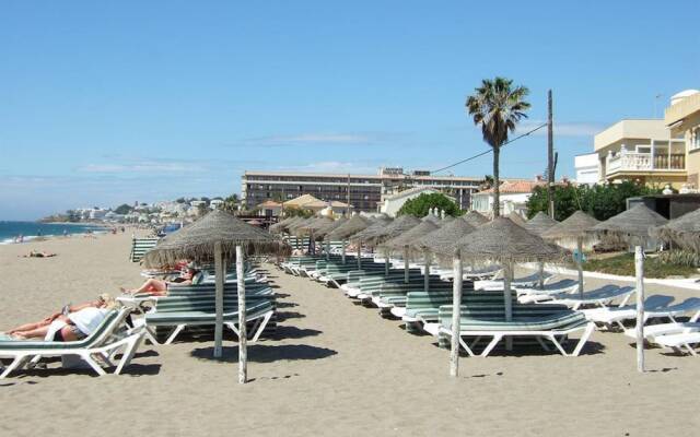 First Line Beach Mar y Sol Lubina