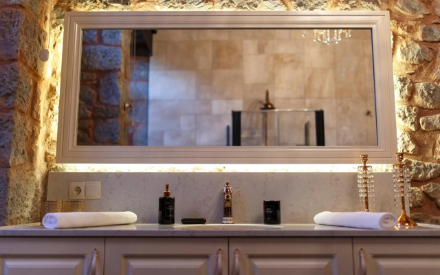 Verula City Luxury Villa