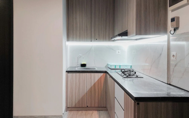 Good And Warm 2Br At Collins Boulevard Apartment