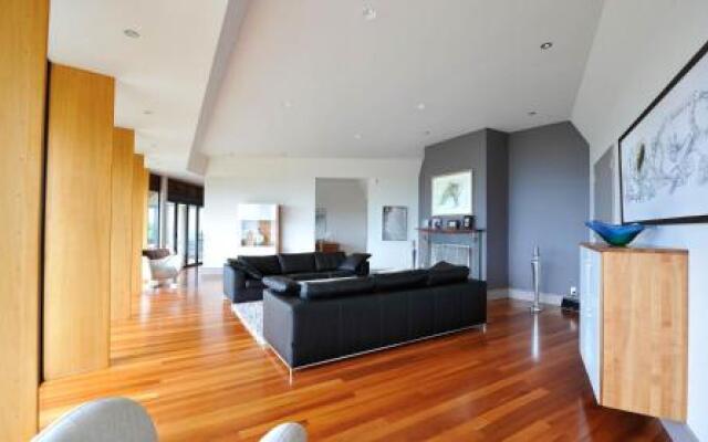 Windhover Villa