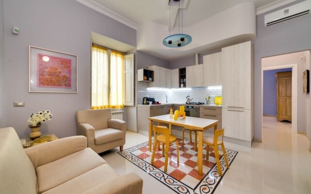 Nice & Colorful 1bed Flat - up to 5 Guests!
