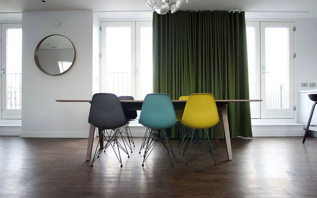 Hop Art House Apartments