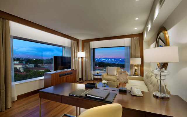 Conrad Istanbul Bosphorus