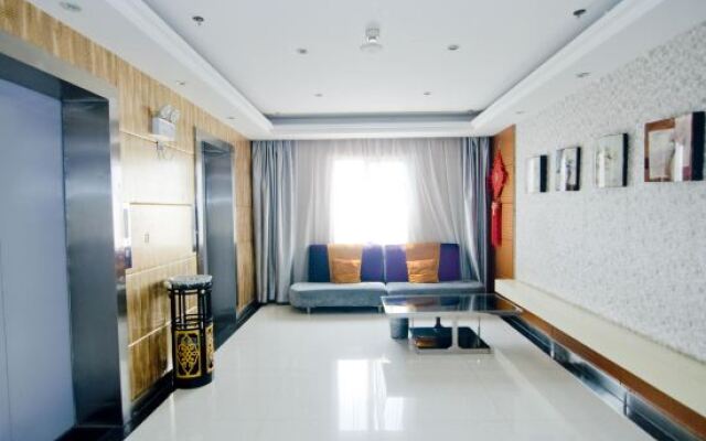 Sucheng Chain Hotel (Huangmei Zhongbai Warehouse)