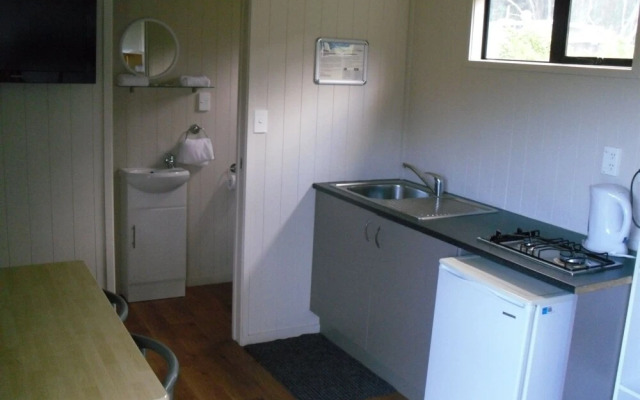 Opunake Beach Kiwi Holiday Park