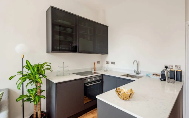 Lillie Road Residence I