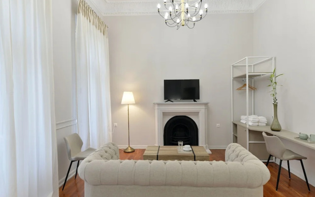 1900 Athenian House