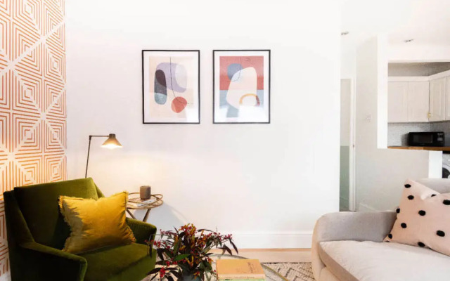 The Kilburn Escape - Modern & Bright 1bdr Apartment With Balcony