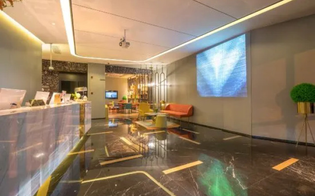 Sushi Light Luxury Hotel (Shanghai Hongmei Road)