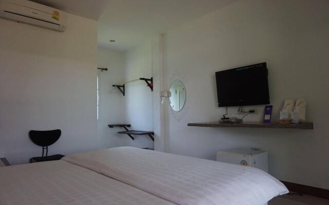 Thatphanom Place