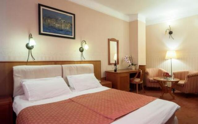 Hotel Aleksandar