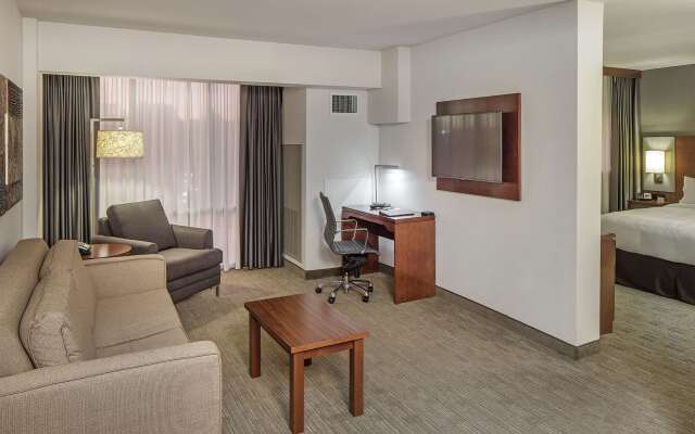 DoubleTree by Hilton Omaha Southwest