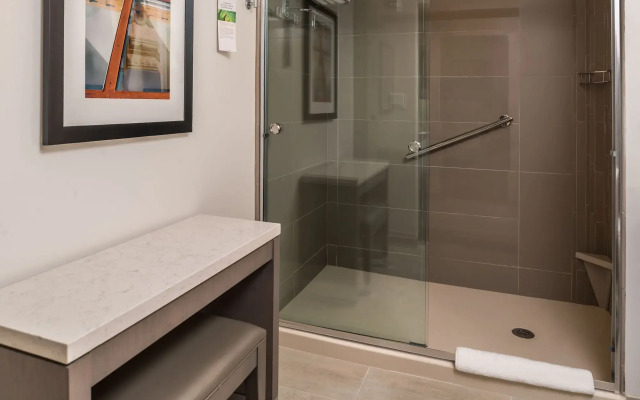 Hyatt House Raleigh / RDU / Brier Creek