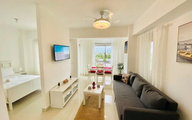 Boca del Mar Residence