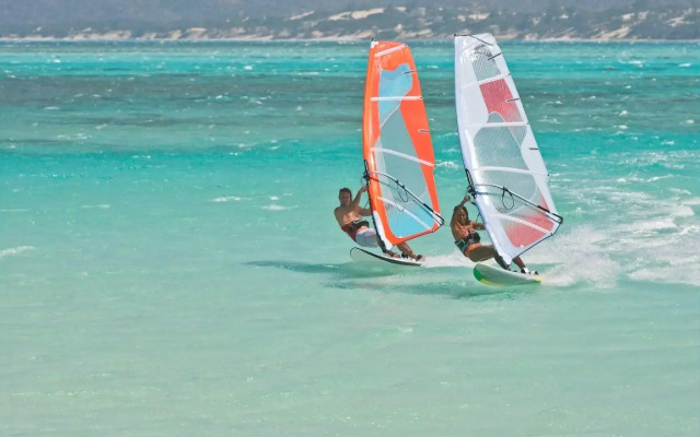 Makris Beach Hotel