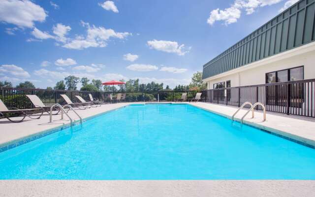 Days Inn by Wyndham Metter