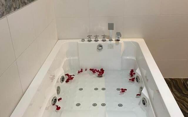 Golden Bujari Hotel Al Khamis