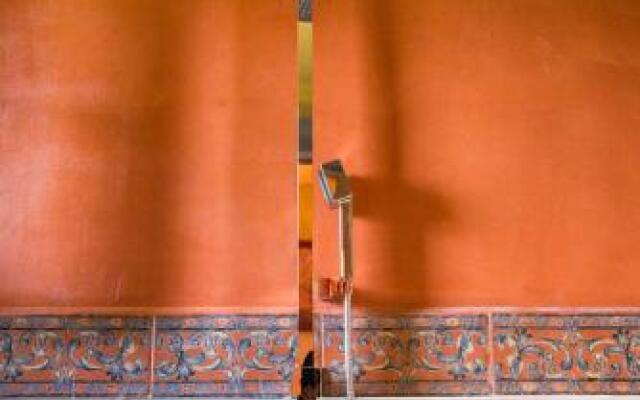 The Old Pomegranate House