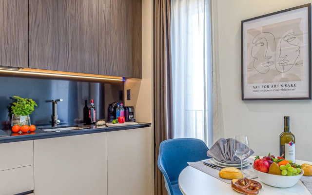 Icon H 406 Suite Business