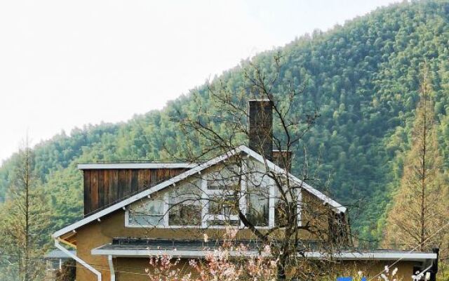 See Faraway Mogan Ziling Villa