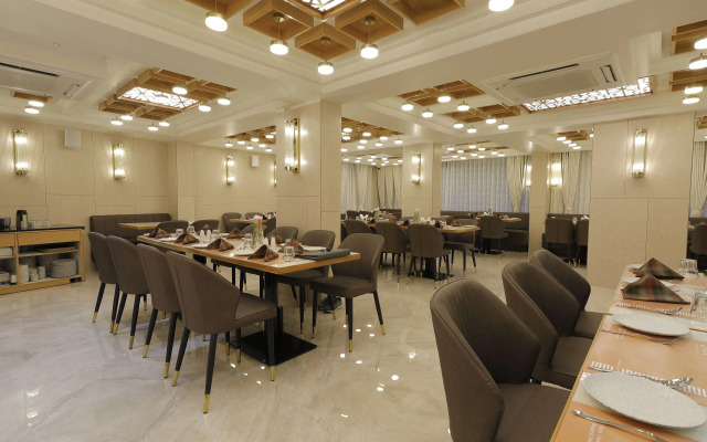 Hotel Elysian Residency