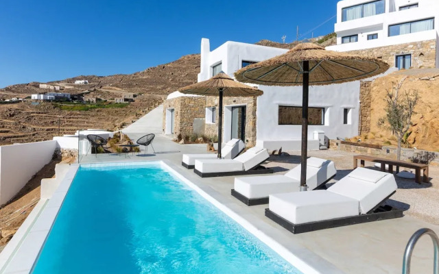 Amaze Mykonos Luxury Seaview Retreat