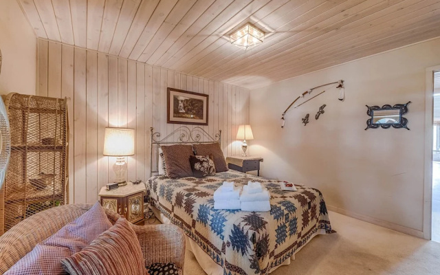 Alto Chalet by Ruidoso Vacation Rentals