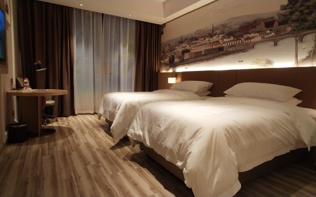 Vienna Hotel (Hezhou Xindu)