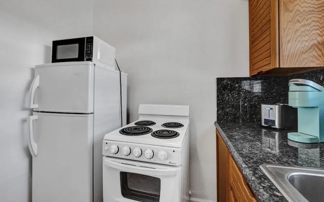 Waves on Desoto Deluxe Studio 4