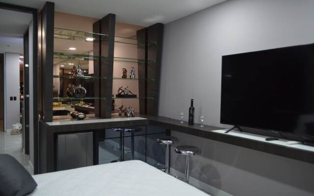Hotel Paris Luxury Suites