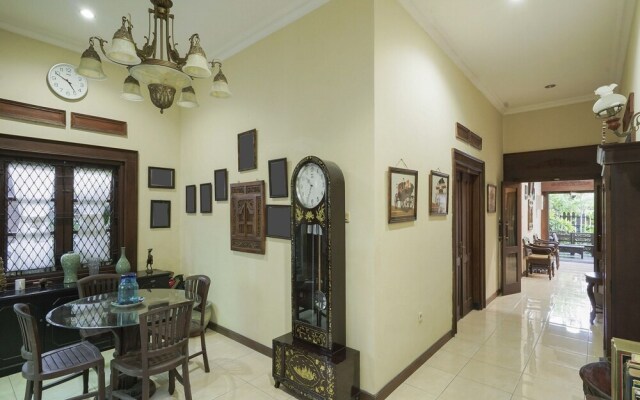 Ndalem Maharani by OYO Rooms