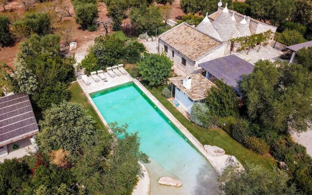 TD Trulli di Montaltino with Stunning Huge Pool